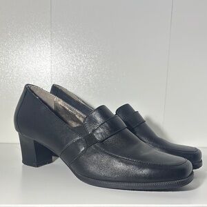Spring step Classic Black leather heel loafers comfortable career work business